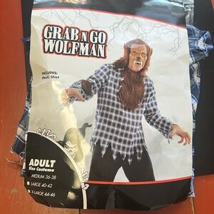 Spirit Grab N Go Wolfman Costume. Vintage! Like New! Size Medium 36-38.